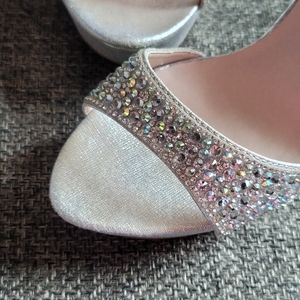 Silver Rhinestone Heels Size 7.5